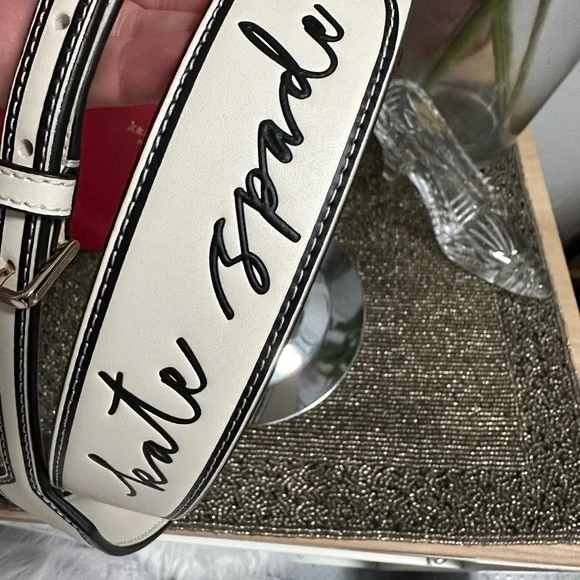 NWT kate spade Script Logo Leather Adjustable Guitar Bag Strap - Picture 8 of 9